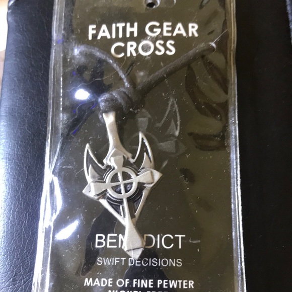 Faith Gear fine pewter Cross Benedict “Swift Decisions “ new in package - Picture 1 of 4